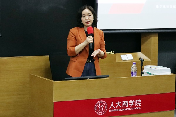 1617155399867752.jpg 4.刘亚玲女士.jpg